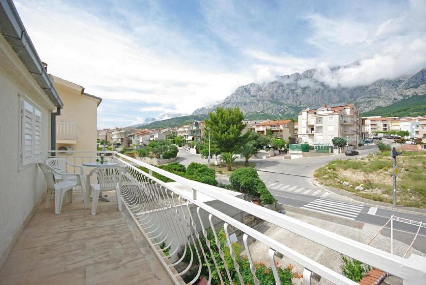 Mila Apartman